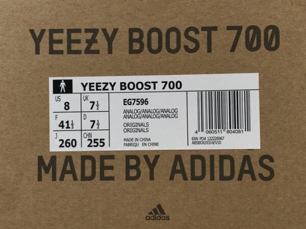 Adidas Yeezy 700 ANALOG   EG7596 - Image 10