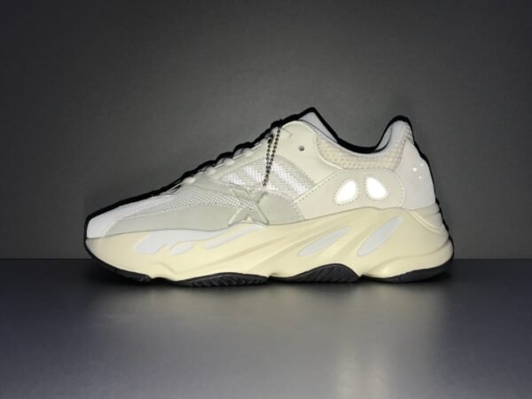 Adidas Yeezy 700 ANALOG   EG7596 - Image 2
