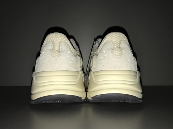 Adidas Yeezy 700 ANALOG   EG7596 - Image 13
