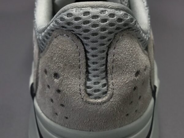 Adidas Yeezy 700 SALT    EG7487 - Image 22