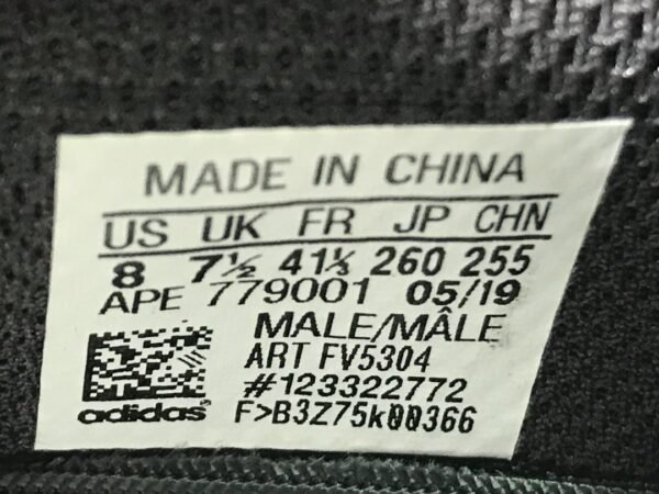 Adidas Yeezy 700 UTIBLK   FV5304 - Image 9