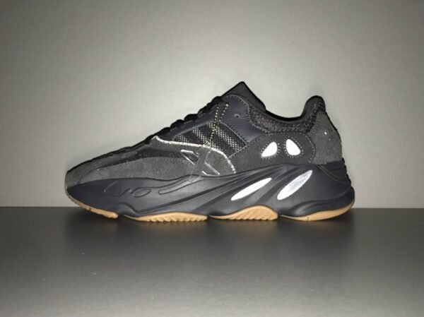 Adidas Yeezy 700 UTIBLK   FV5304 - Image 2