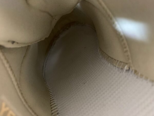 Adidas Yeezy 700 Magnet   FV9922 - Image 21