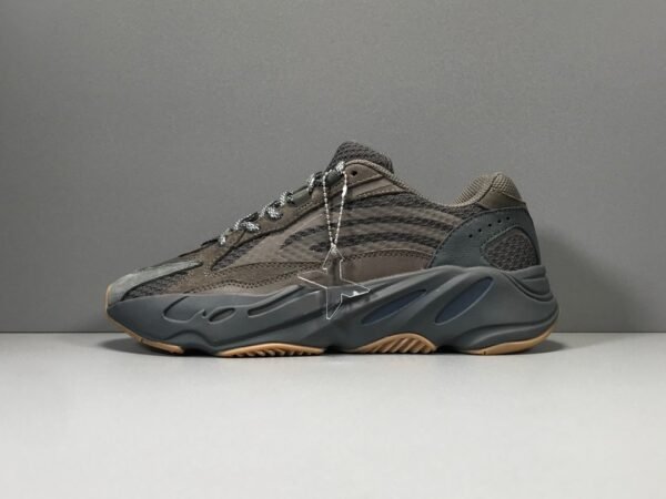 Adidas Yeezy 700 V2 “Geode”   EG6860