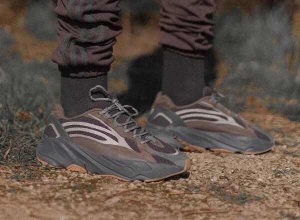 Adidas Yeezy 700 V2 “Geode”   EG6860 - Image 25