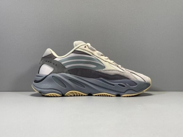 Adidas Yeezy 700 V2 “TEPHRA”    FU7914 - Image 3
