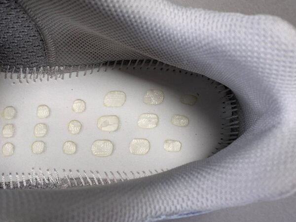 Adidas Yeezy 700 V2 “INERTI”   FW2549 - Image 18