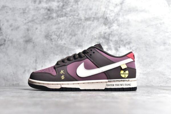 Nike SB Dunk Low Co branded color scheme with Wudang theme     MU0232-362