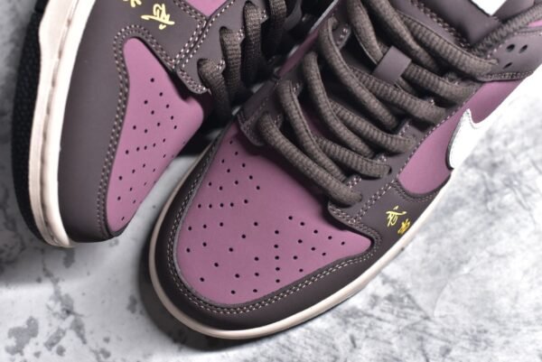 Nike SB Dunk Low Co branded color scheme with Wudang theme     MU0232-362 - Image 8