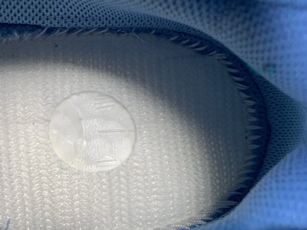 YEEZY 700 BOOST CARBLU     FW2498 - Image 17
