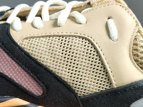 YEEZY BOOST 700＂Enflame Amber＂  GW0297 - Image 13