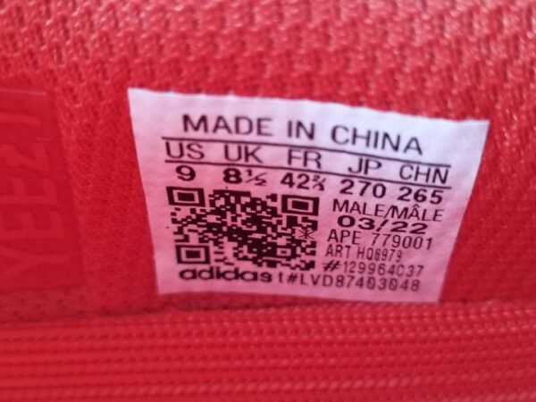 EEZY BOOST 700＂Hi-Res Red ＂   HQ6979 - Image 8