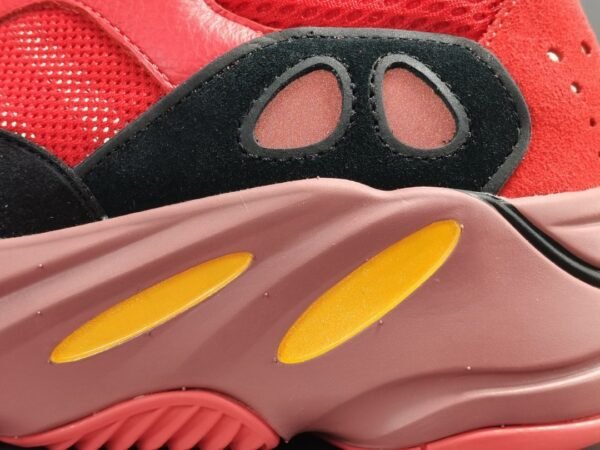 EEZY BOOST 700＂Hi-Res Red ＂   HQ6979 - Image 13