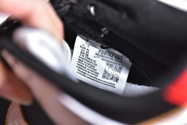 Nike Dunk Low Xiangyun Golden Hook Black Gold    FD9762-061 - Image 16