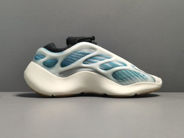YEEZY 700 V3 “Kyanite”     GY0260 - Image 2