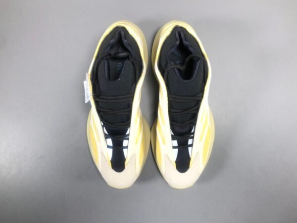 YEEZY 700 V3 “Safflower”     G54853 - Image 3