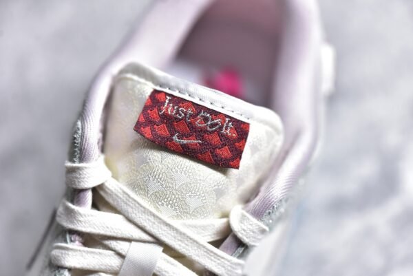 Nike Dunk Low The Year of the the Year of the Loong limits Xiaoqinglong    FZ5065-111 - Image 11