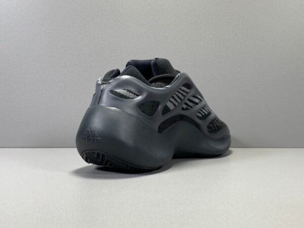 YEEZY 700 V3 “ALVAH”    H67799 - Image 7