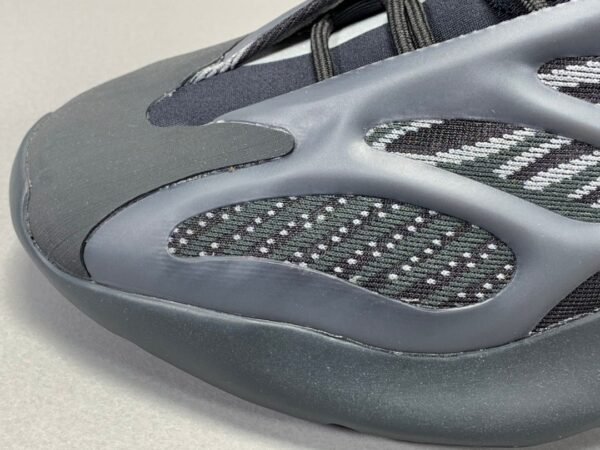 YEEZY 700 V3 “ALVAH”    H67799 - Image 13
