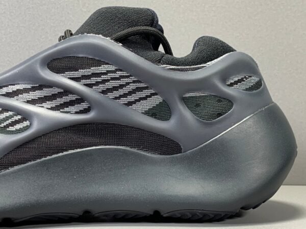 YEEZY 700 V3 “ALVAH”    H67799 - Image 14