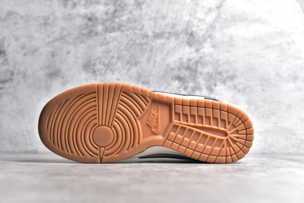 Nike Dunk Low x Supreme Beige brown    XH0923-151 - Image 6