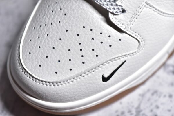 Nike Dunk Low x Supreme Beige brown    XH0923-151 - Image 10