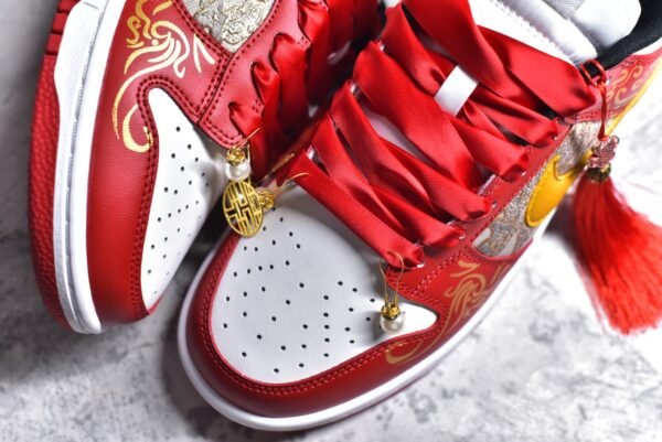 Nike SB Dunk Low Chinese style - Dragon and Phoenix Prosperity Wedding Shoes    FD9762-061 - Image 8