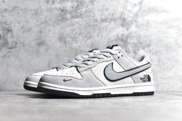 Nike Dunk Low x The North Face CDG Grey    FC1688-182 - Image 2