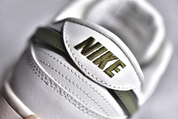 Nike SB Dunk Low KAWS Collaboration - White Green Tick    DD1391-121 - Image 13