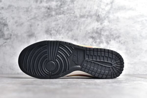 Nike SB Dunk Low Chinese Style - Dragon Year Limited Edition White and Red    FC1688-161 - Image 6