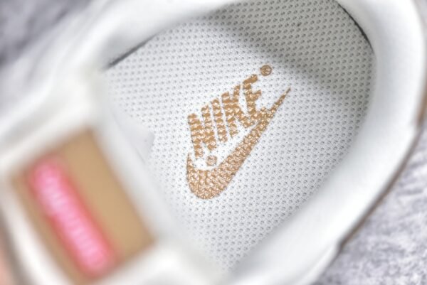 Nike SB Dunk Low x Supreme Rice Brown: The Ultimate Skateboard Shoes    FC1688-143 - Image 15