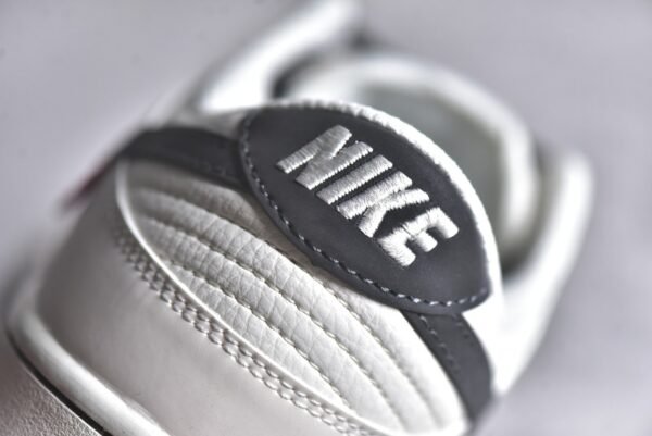 Nike SB Dunk Low x Supreme Co branded item - beige black    FC1688-144 - Image 13