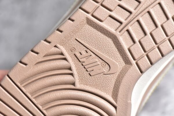 Nike SB Dunk Low China Year Limited Edition - Longxing World    XH0923-158 - Image 13