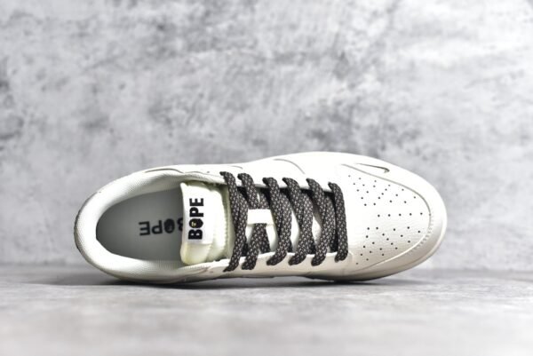 Nike SB Dunk Low BAPE Collaboration - White Brown Hook    XD6188-019 - Image 4