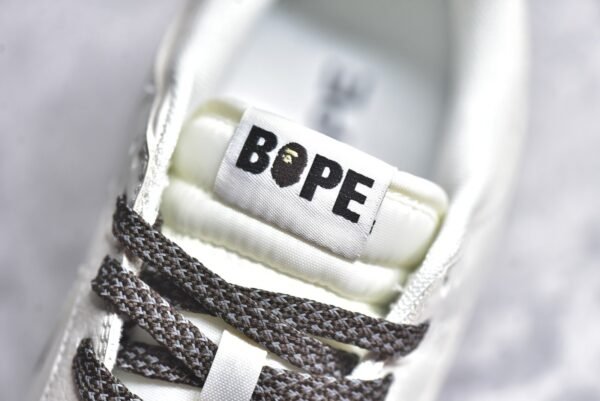 Nike SB Dunk Low BAPE Collaboration - White Brown Hook    XD6188-019 - Image 11