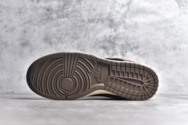 Nike SB Dunk Low Sunflower smiley face brown black    DG24440 - Image 6
