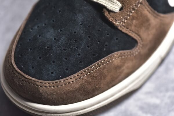 Nike SB Dunk Low Sunflower smiley face brown black    DG24440 - Image 10