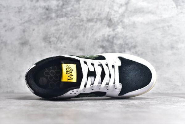 Nike SB Dunk Low Sunflower smiley face black, white, green    DG24440 - Image 4