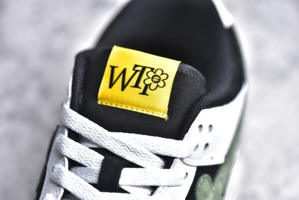 Nike SB Dunk Low Sunflower smiley face black, white, green    DG24440 - Image 11