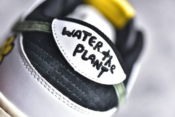 Nike SB Dunk Low Sunflower smiley face black, white, green    DG24440 - Image 13