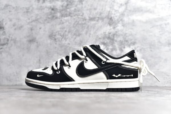 Nike SB Dunk Low Marvel Collaboration - Batman    FC1688-165