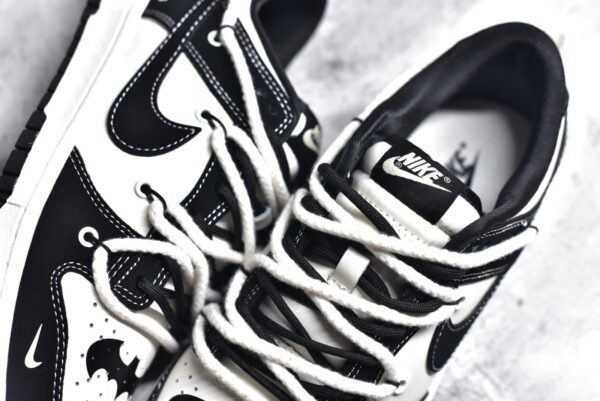 Nike SB Dunk Low Marvel Collaboration - Batman    FC1688-165 - Image 9
