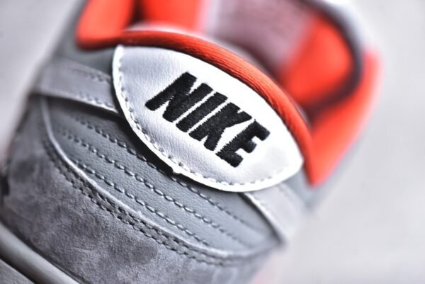 Nike SB Dunk Low Staple NYC Pigeon    304292 011 - Image 13