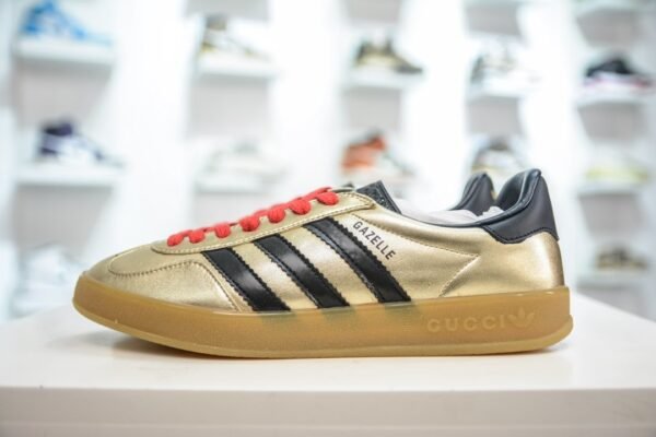Gucci x  Adidas Originals Gazelle"Esquisite Gucci"   707861 AAA2M 8043