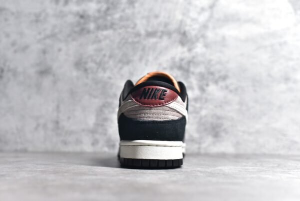 Nike SB Dunk Low Premium "Strummer" Black Brown    313170 006 - Image 5