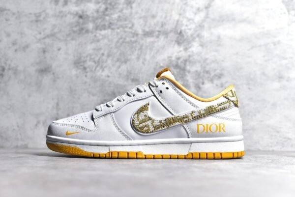 Nike SB Dunk Low Dior collaboration - fluorescent yellow    JH8036-916