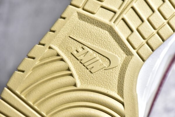 Nike SB Dunk Low Gingerbread Man almond color     DV0833-100 - Image 14