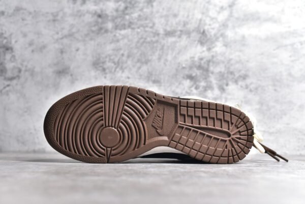 Nike SB Dunk Low Hiking in the mountains and wilderness    DR9704-200 - Image 6