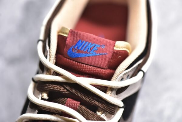 Nike SB Dunk Low Hiking in the mountains and wilderness    DR9704-200 - Image 11
