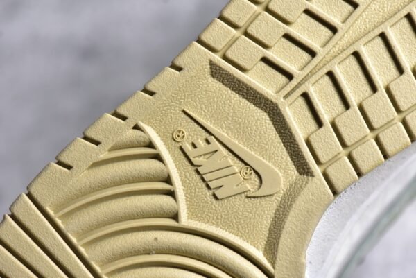 Nike SB Dunk Low Panda prank - Wave    DV0833-100 - Image 14